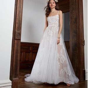 Stop by Watters Lizbeth Gown